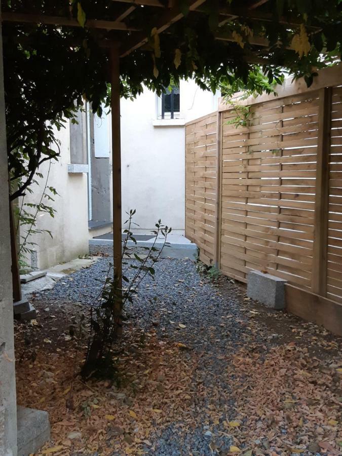 L'Abri D'Emilie - Chambre D'Hotes Saint-Xandre Exterior photo
